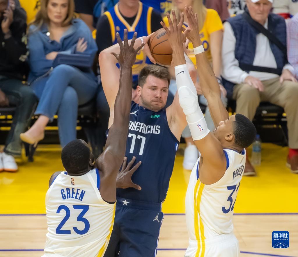 间里被人反 间里被人反